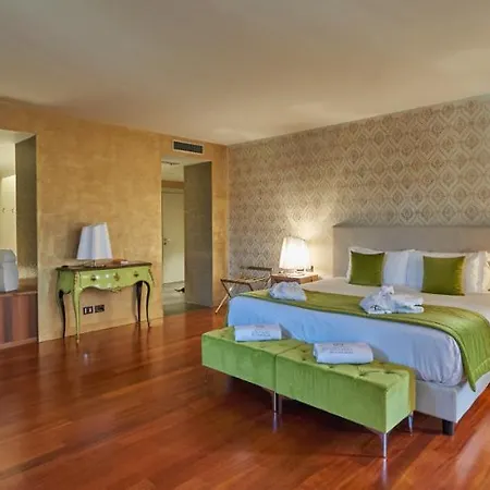 Relais Santo Stefano 4*