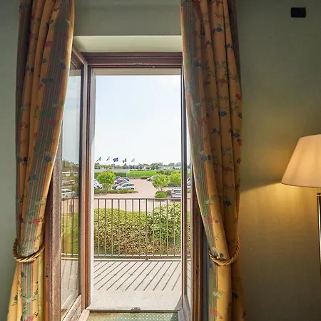 Отель Relais Santo Stefano Сандильяно