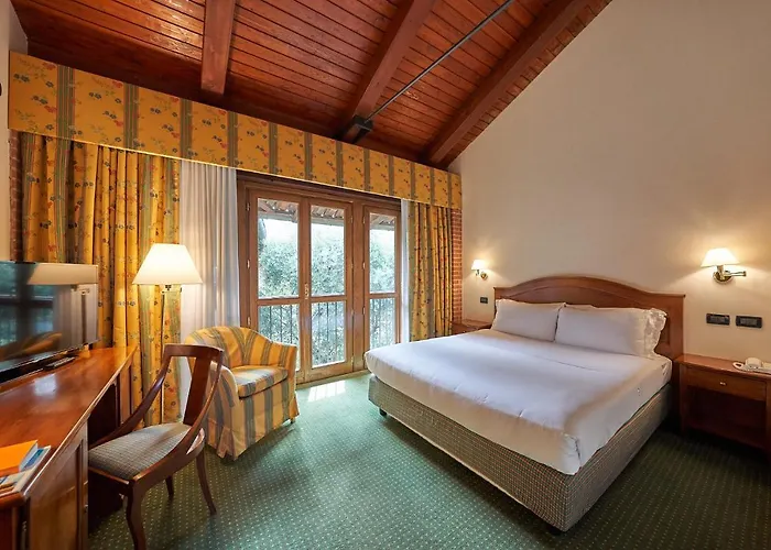 Relais Santo Stefano 4*